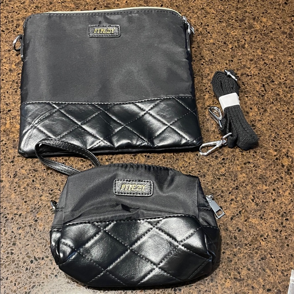 NWOT Itiezy travel bags